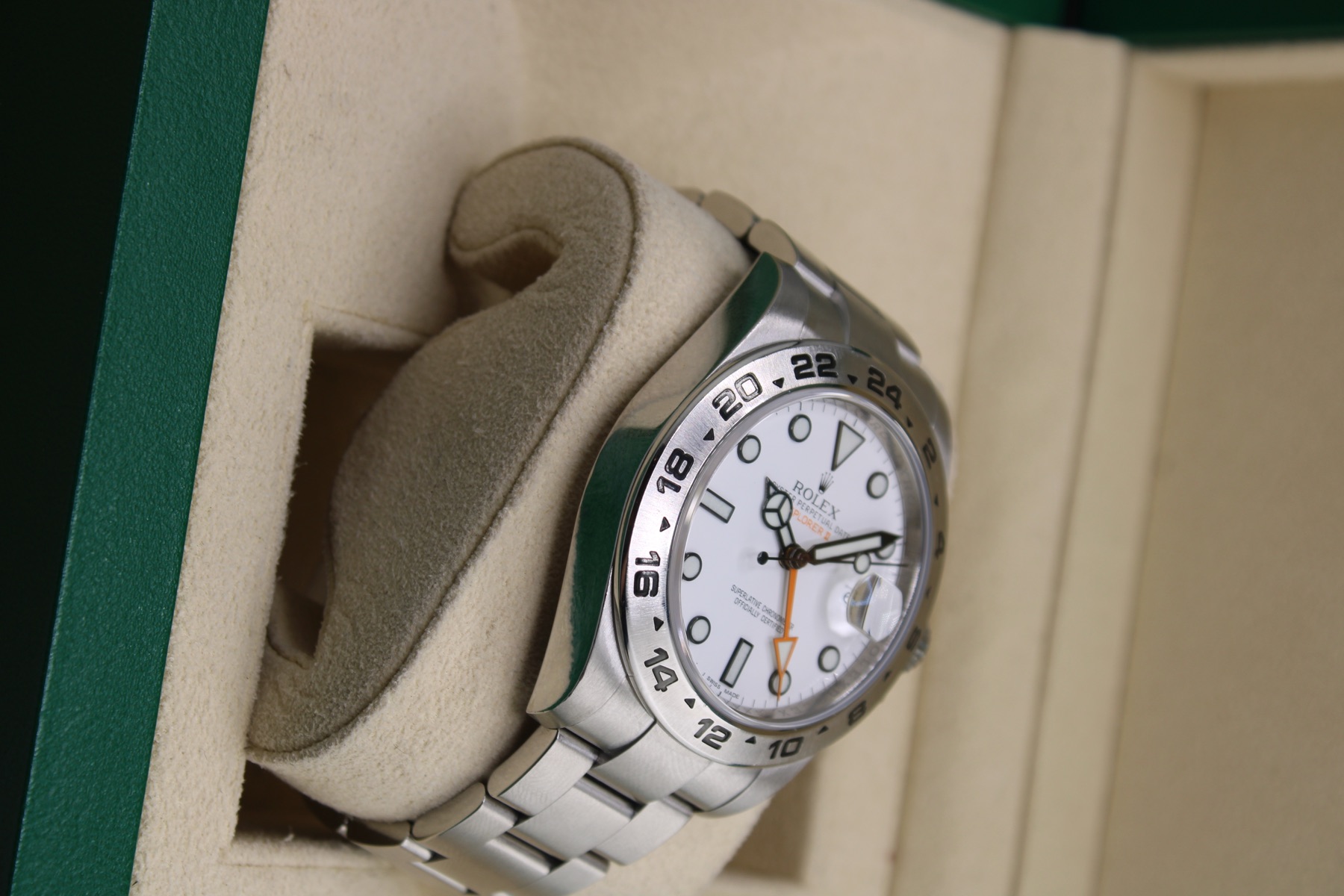 Rolex Explorer II Polar 216570 angled bezel profile