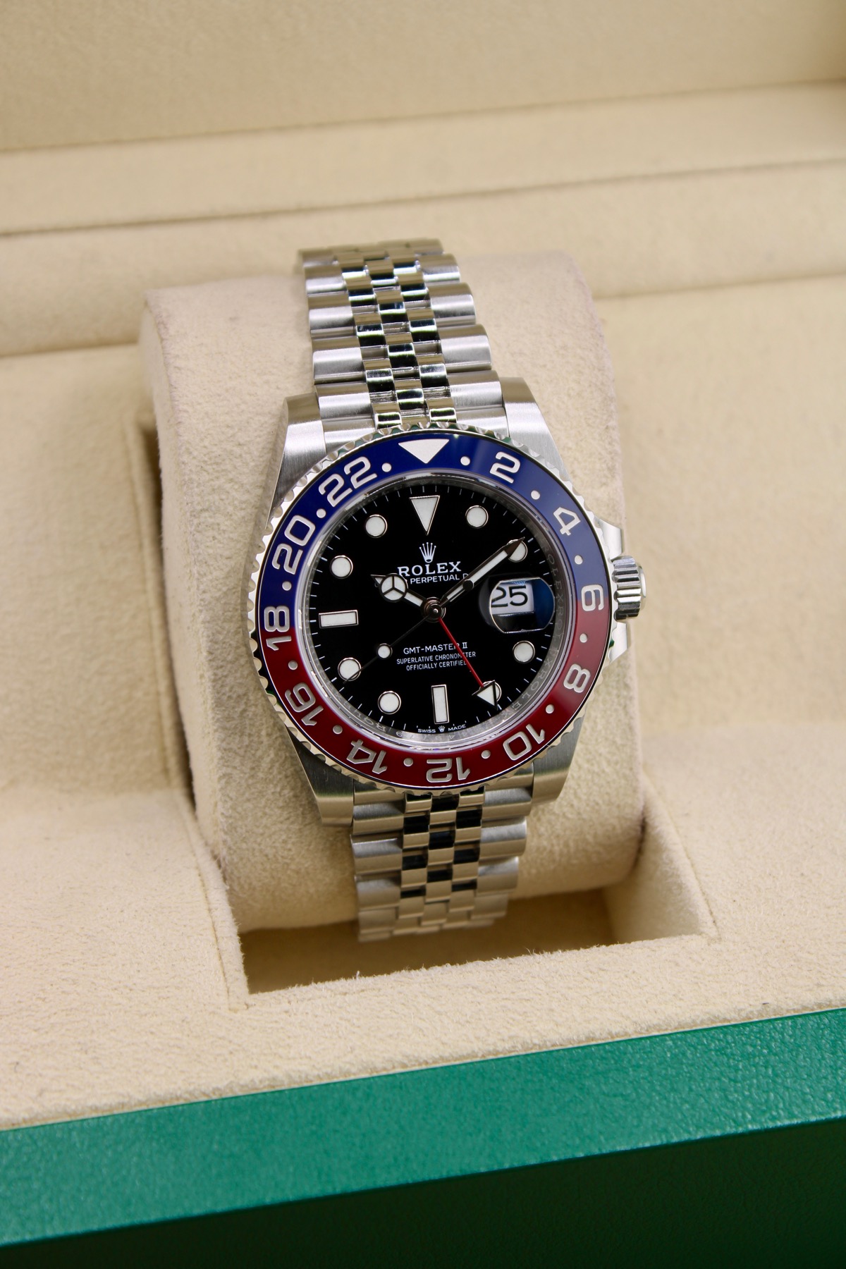 Rolex GMT-Master II Pepsi 126710BLRO front dial photo